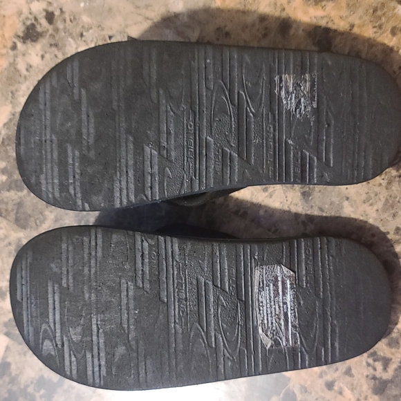 Boys O'Neil Flip Flops - Picture 3 of 4